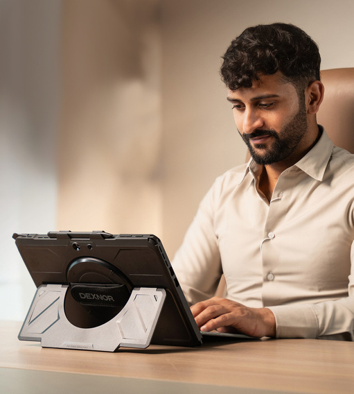 Dexnor 360° tok pánttal és tolltartóval a Microsoft Surface Pro 11/10/9 készülékekhez