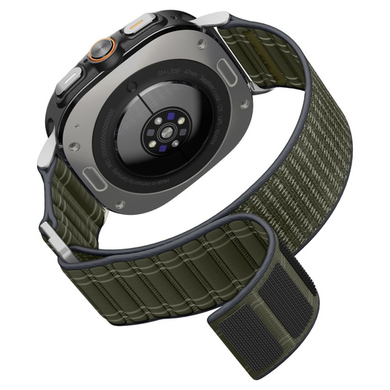 Spigen WBF0 szíj Samsung Galaxy Watch Ultra 2024/2025 (47 mm) készülékhez