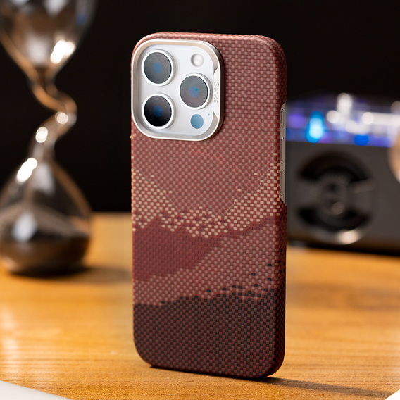 Benks Magnetic Golden Tide Kevlar 600D tok iPhone 16 Pro készülékhez