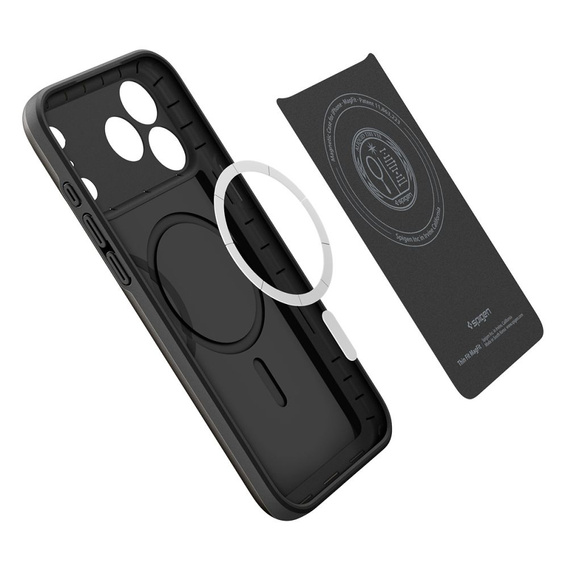 Spigen tok iPhone 17 Pro készülékhez, Thin Fit MagSafe, Fekete