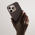 BENKS Kevlar tok iPhone 16 Pro Max, MagSafe, Carbon Fiber, barna
