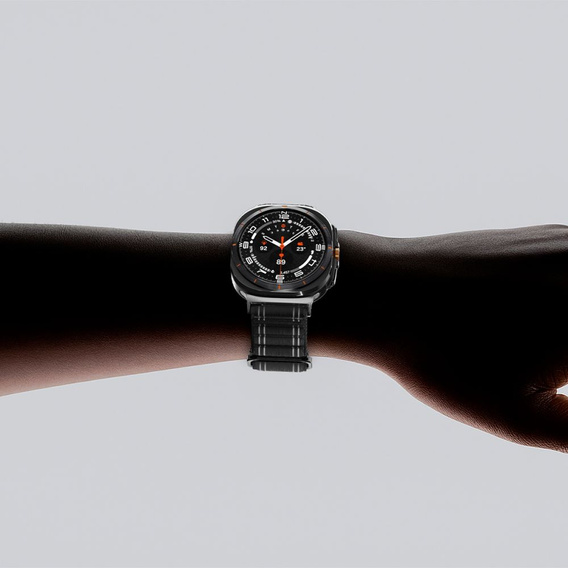 Spigen WBF0 szíj Samsung Galaxy Watch Ultra 2024/2025 (47 mm) készülékhez