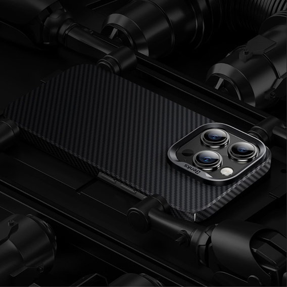 BENKS Kevlar tok iPhone 15 Plus, Carbon Fiber, fekete