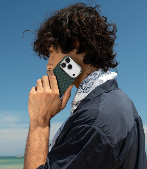 BENKS Kevlar tok iPhone 17 Pro Max készülékhez, Magnetic Armour Tint 1000D 0070, MagSafe kompatibilis, aktív gomb – zöld